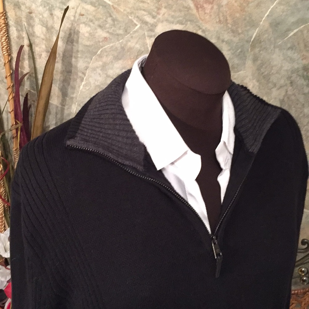 Calvin Klein  ♠️classy zip sweater pullover v neck